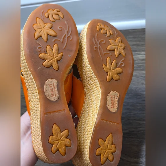 Born Orange Patent Leather Wedge Sandals  Size 8 - Picture 10 of 10